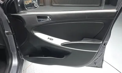 Hyundai Accent 2014, 83611 км, за 4900000 KRW - фото 24