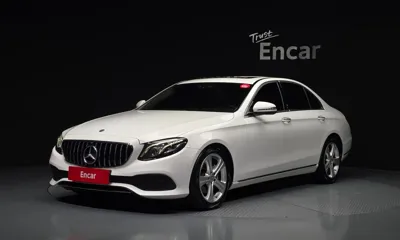 Mercedes-Benz E-Class · 2017 год