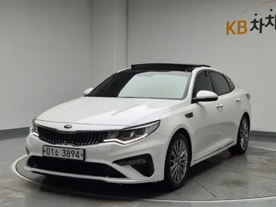 Kia K5 · 2019 год
