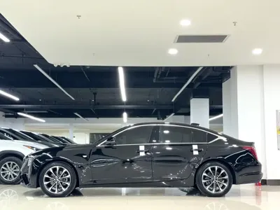 Cadillac CT5 2025, 23000 км, за 159800 CNY