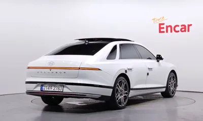 Hyundai Grandeur 2025, 31828 км, за 41300000 KRW