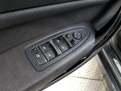 BMW 1-Series 2019, 92547 км, за 14200000 KRW - фото 11