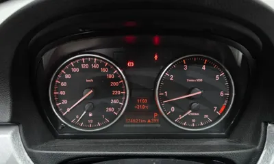 BMW 3-Series 2011, 174621 км, за 2650000 KRW - фото 8
