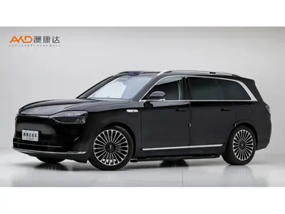 AITO 问界 AITO M9 · 2025 год
