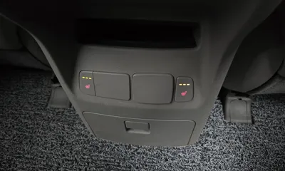 Kia Canival 2016, 161778 км, за 8900000 KRW - фото 19