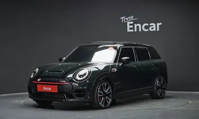 MINI Clubman · 2023 год