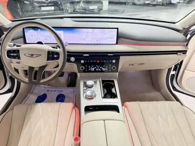 Genesis G80 · 2025 год