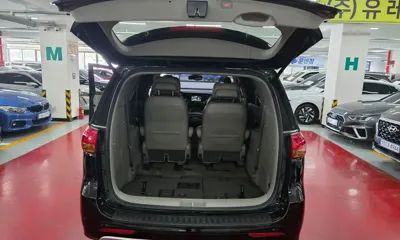 Kia Canival 2016, 99663 км, за 12200000 KRW - фото 15