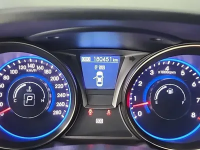 Hyundai Genesis 2013, 180000 км, за 8900000 KRW - фото 6