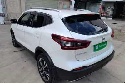 Nissan Qashqai 2023, 19800 км, за 90277.03 CNY