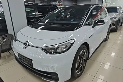 Volkswagen ID.3 · 2023 год