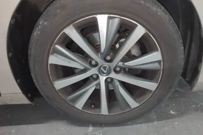 Lexus ES 2018, 102500 км, за 140364.47 CNY - фото 8