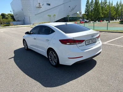 Hyundai Avante 2016, 108890 км, за 10500000 KRW - фото 7