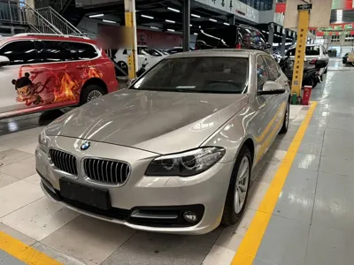 BMW 5 Series · 2016 год