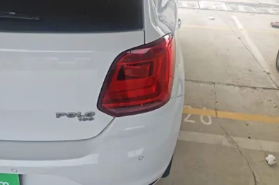 Volkswagen Polo 2014, 105900 км, за 40393.53 CNY - фото 9