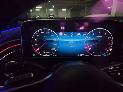 Mercedes-Benz E-Class 2025, 2600 км, за 42190000 KRW - фото 6