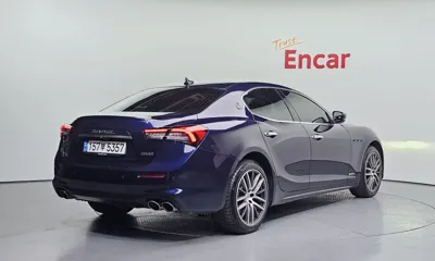 Maserati Ghibli 2021, 32577 км, за 40900000 KRW