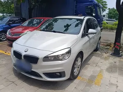 BMW 2 Series Active Tourer · 2016 год