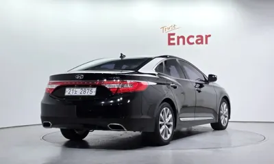 Hyundai Grandeur 2015, 270458 км, за 3500000 KRW - фото 2