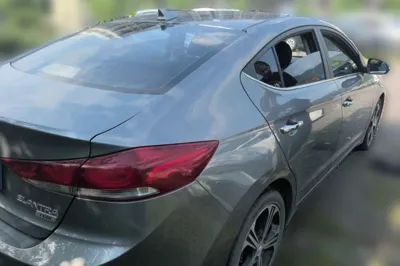 Hyundai Elantra (6th Generation 2018, 66400 км, за 50033.05 CNY
