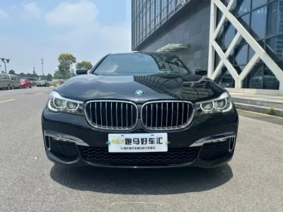 BMW 7 Series 2018, 186000 км, за 146600 CNY