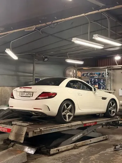 Mercedes-Benz SLC-Class 2017, 59800 км, за 27500000 KRW - фото 18