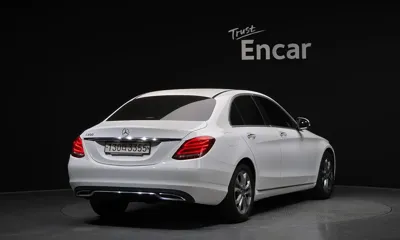 Mercedes-Benz C-Class 2016, 157762 км, за 11900000 KRW