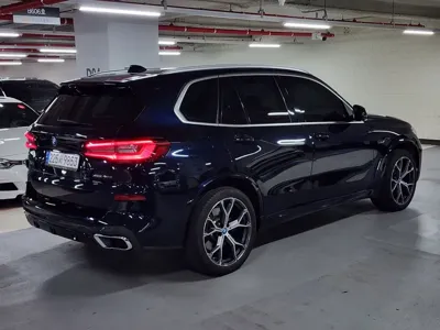 BMW X5 2022, 83608 км, за 63990000 KRW - фото 2