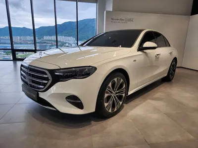 Mercedes-Benz E-Class · 2025 год
