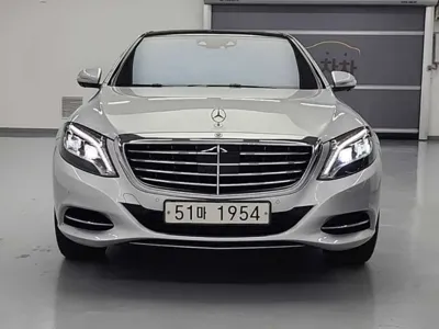 Mercedes-Benz S-Class · 2015 год