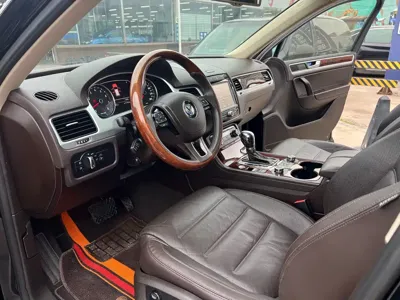 Volkswagen Touareg 2015, 140000 км, за 79900 CNY - фото 4