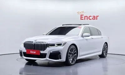 BMW 7-Series · 2020 год