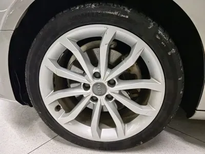Audi A4L 2017, 120000 км, за 69800 CNY - фото 15
