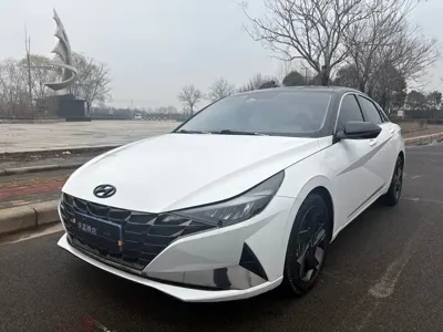 Hyundai Elantra 2023, 60000 км, за 81800 CNY - фото 1