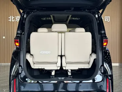 Toyota Vellfire 2025, 3000 км, за 848000 CNY - фото 17