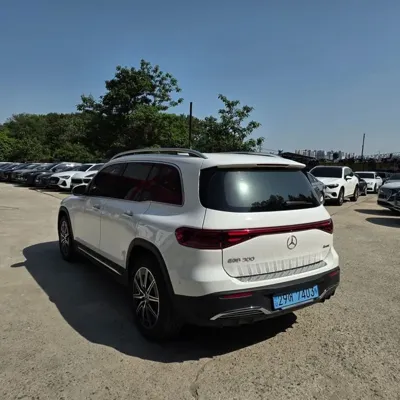 Mercedes-Benz EQB 2025, 6053 км, за 49000000 KRW - фото 4