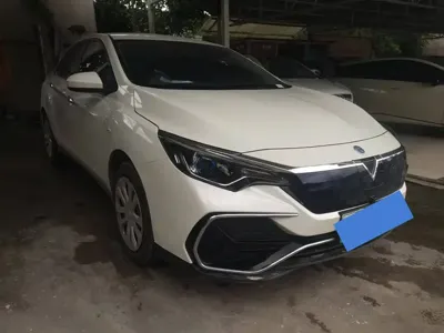 Venucia D60 EV 2022, 50000 км, за 43800 CNY