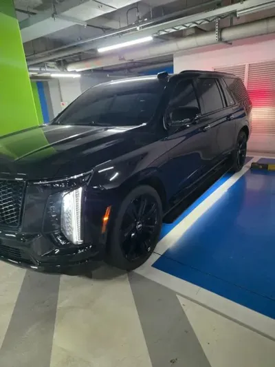 Cadillac Escalade 2025, 5200 км, за 90000000 KRW - фото 8