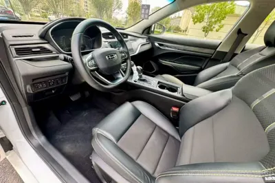 Geely Auto Binray 2021, 38800 км, за 62276.2 CNY - фото 18