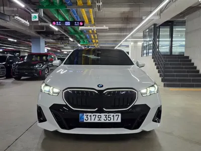 BMW 5-Series 2025, 3574 км, за 33680000 KRW