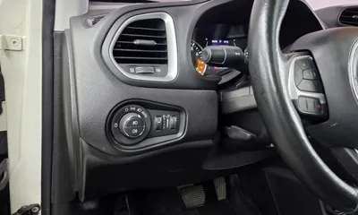 Jeep Renegade 2018, 102787 км, за 8600000 KRW - фото 16