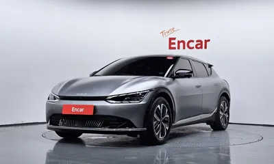 Kia EV6 · 2023 год