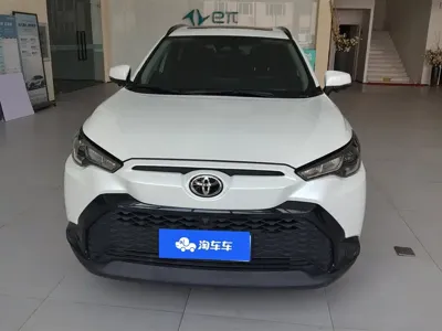Toyota Frontlander 2024, 5800 км, за 86000 CNY