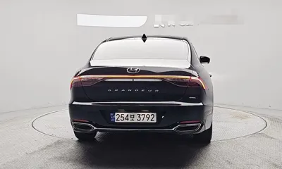 Hyundai Grandeur 2021, 79958 км, за 21300000 KRW