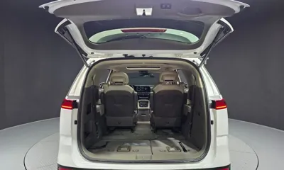 Kia Canival 2023, 39936 км, за 35500000 KRW - фото 20