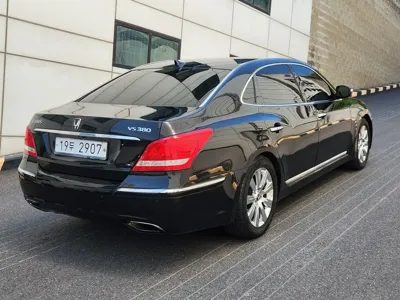 Hyundai Equus 2011, 135000 км, за 4300000 KRW
