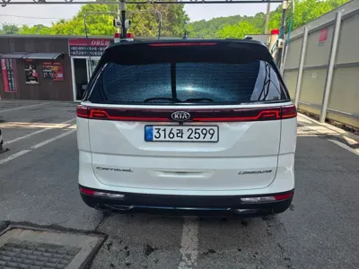 Kia Canival 2021, 189100 км, за 21500000 KRW