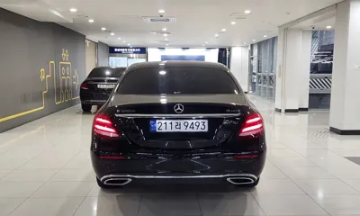 Mercedes-Benz E-Class 2019, 92730 км, за 25000000 KRW