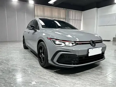 Volkswagen Golf 2022, 40000 км, за 149800 CNY