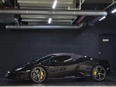 Lamborghini Huracan 2021, 9100 км, за 359000000 KRW